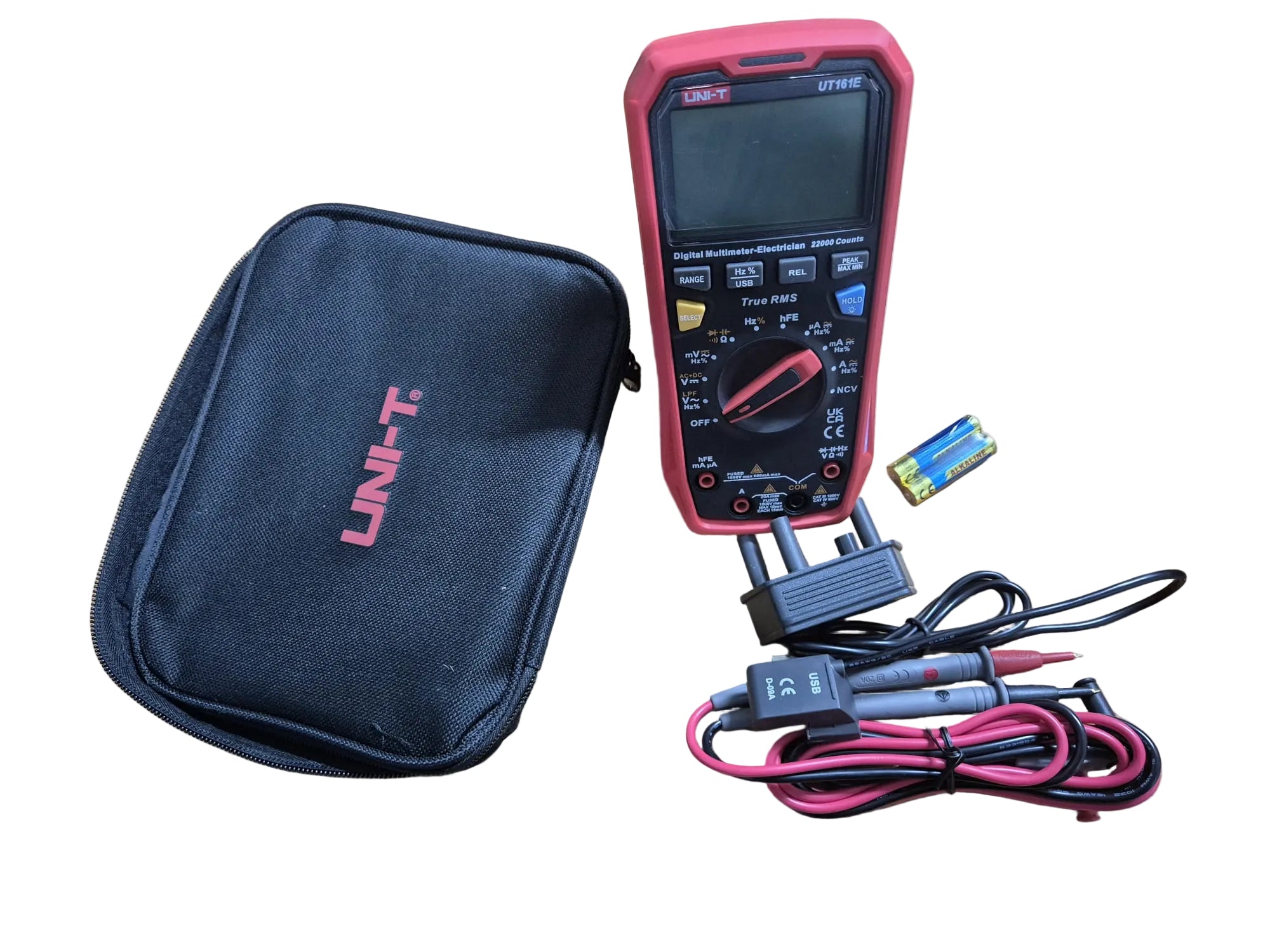 MULTÍMETRO DIGITAL UT161E